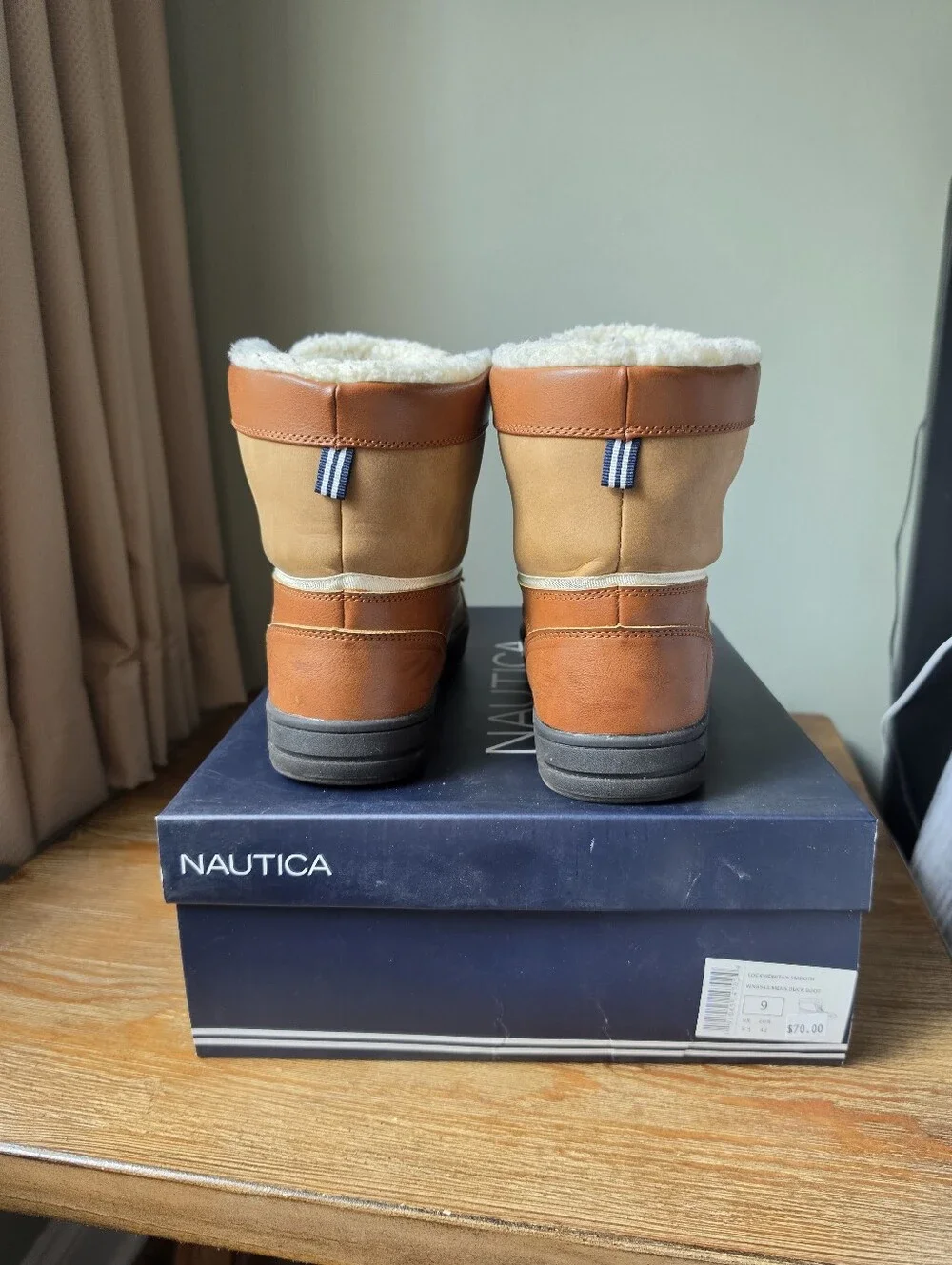 Nautica men’s tan